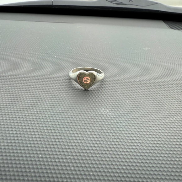 Gucci Eing - Picture 1 of 4
